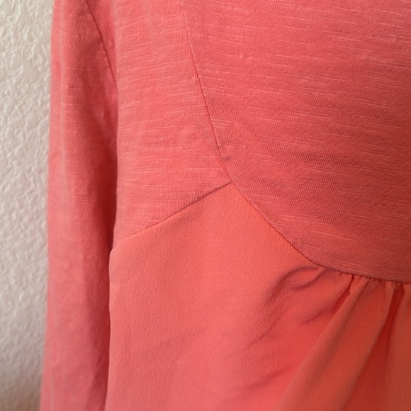 Coral Mixed Material Top - Picture 4 of 9